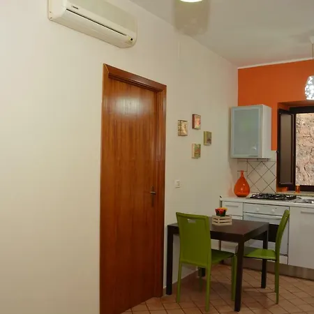 Garibaldi Flat Apartment